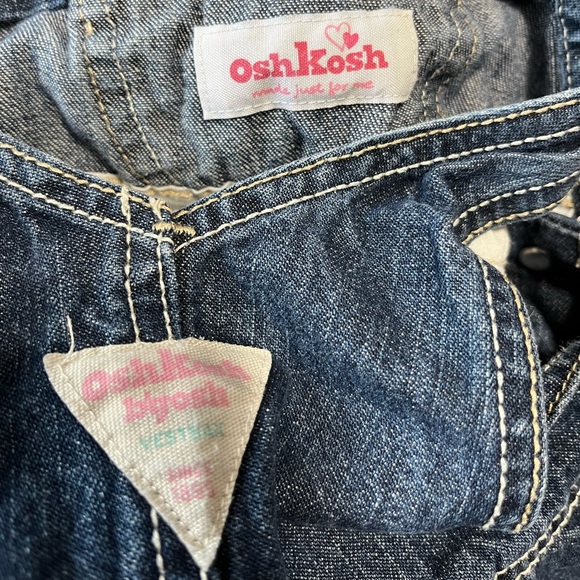 Vintage OshKosh B’gosh Girl’s Pink Snowflake Embroidered Denim Overall Dress - Picture 11 of 12